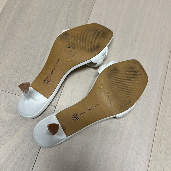 Inc white heels - Picture 6 of 6